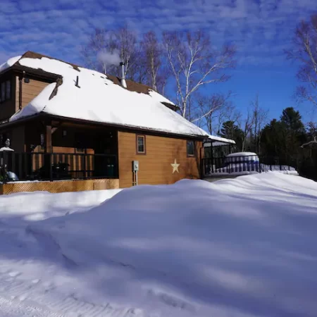 Four season Muskoka Cottage rental.